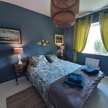 Maison Chaleureuse Bord De Mer Primelin エクステリア 写真